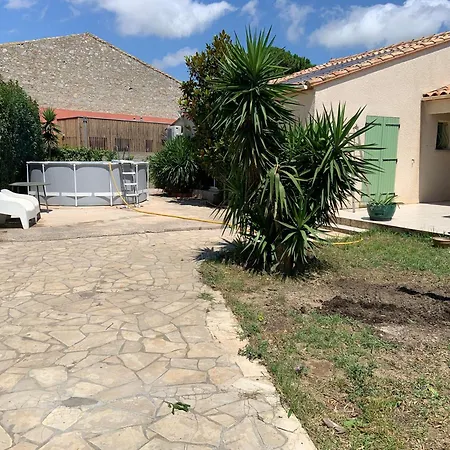 Les Amandiers Bed and breakfast 3*